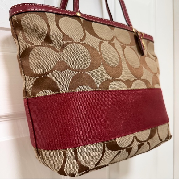 Coach Signature Stripe Vintage Tote Canvas with Burgundy Leather Trim - Picture 3 of 10